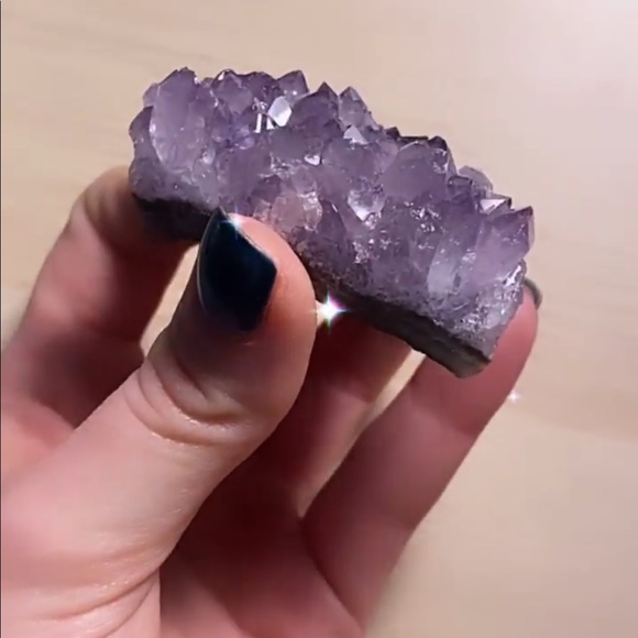 Raw Amethyst Geode crystal Clusters - Picture 5 of 11